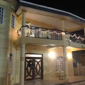 Meet your Posher, Beverly